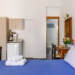 Ξενοδοχείο με διαμερίσματα Artemis 4*