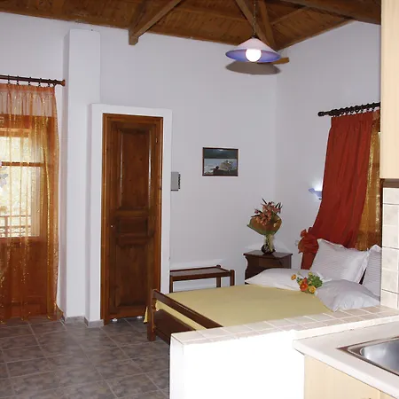 Artemis 4* סטפילוס