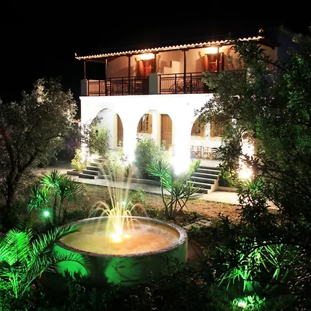 מלון דירות Artemis סטפילוס