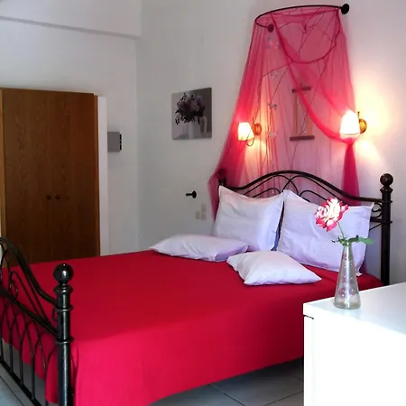 מלון דירות Artemis