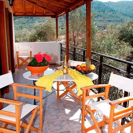 מלון דירות Artemis סטפילוס